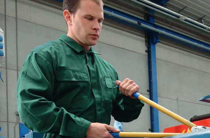 Odzież-robocza-kolekcja-basic